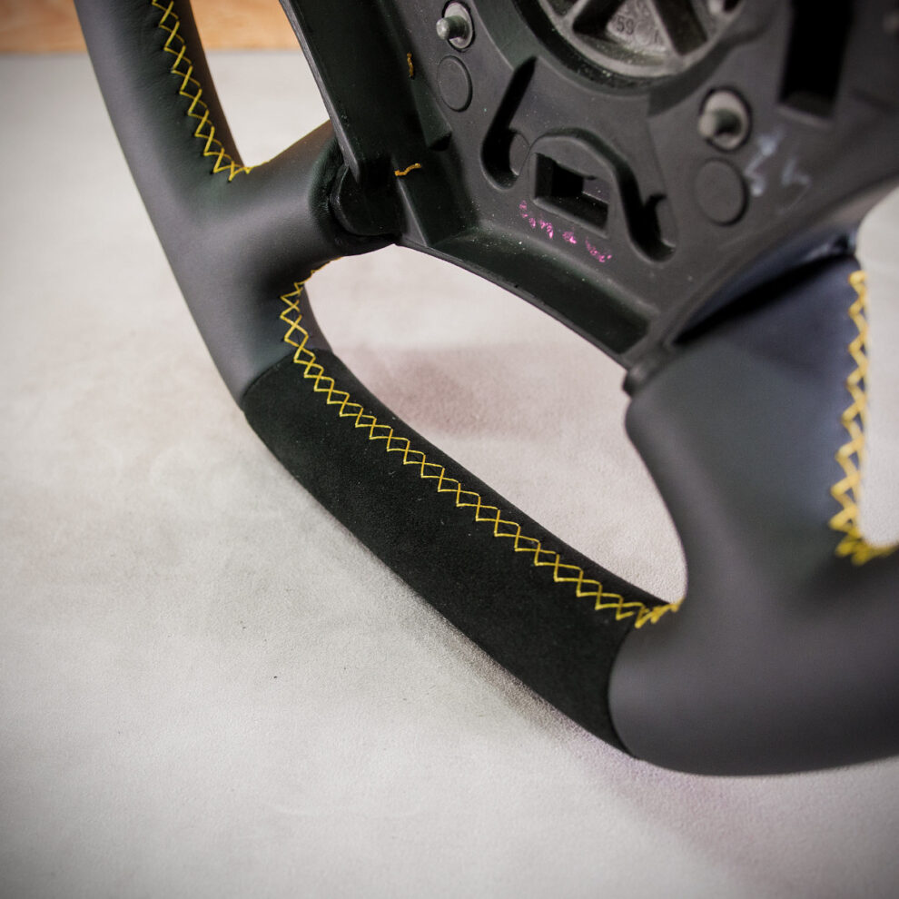 Modyfikacja i obszycie kierownicy Ford Focus Mk1