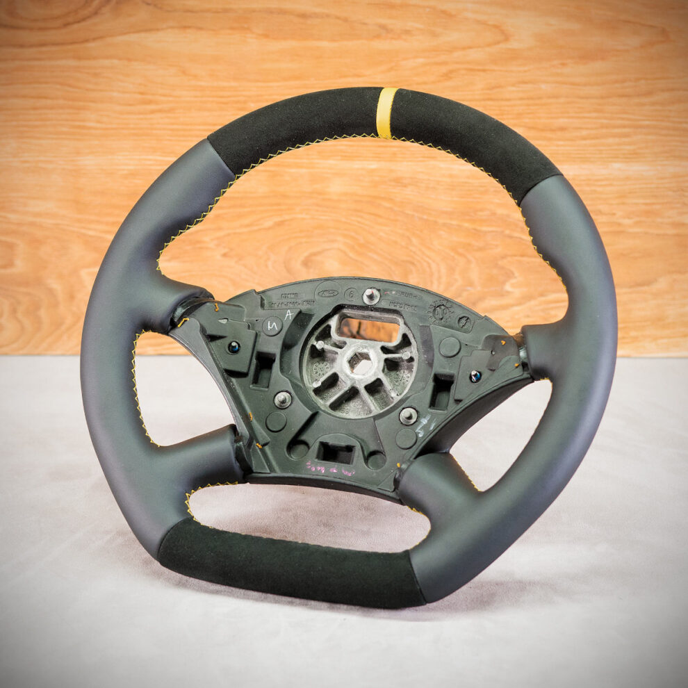 Modyfikacja i obszycie kierownicy Ford Focus Mk1