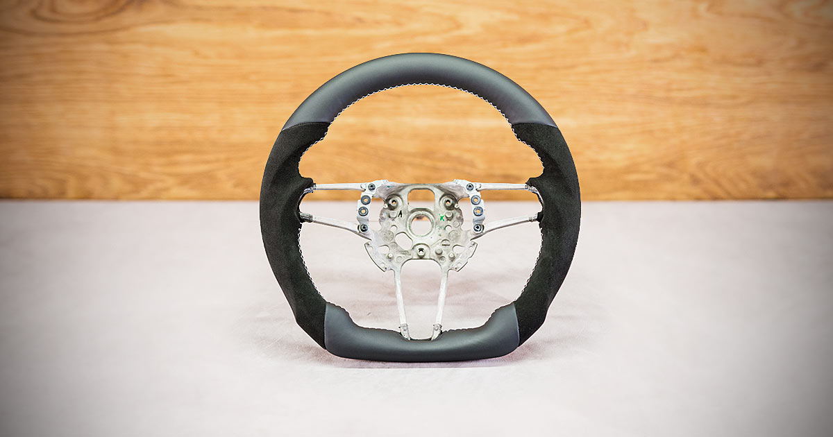 Modyfikacja i obszycie kierownicy Porsche Cayenne