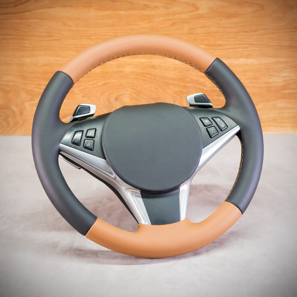 Obszycie kierownicy BMW E61