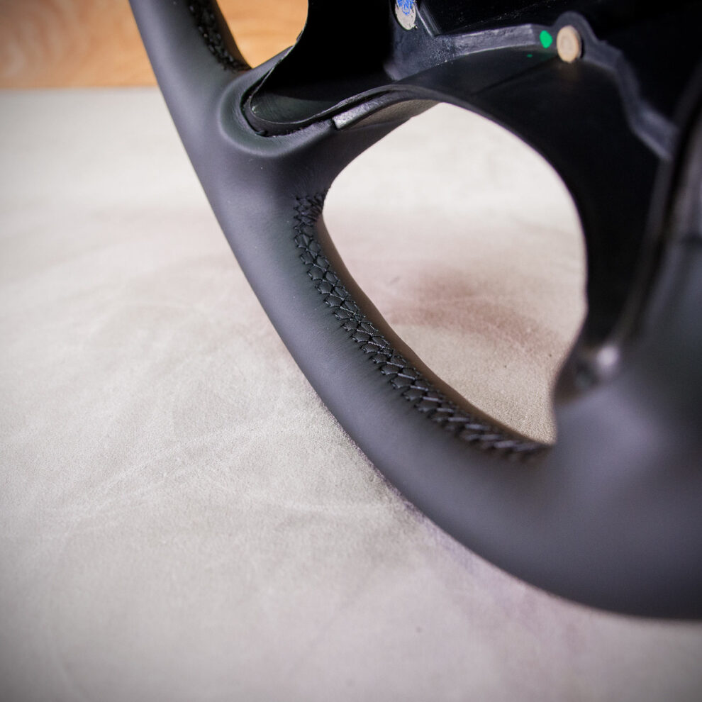 Obszycie kierownicy Mercedes-Benz W209