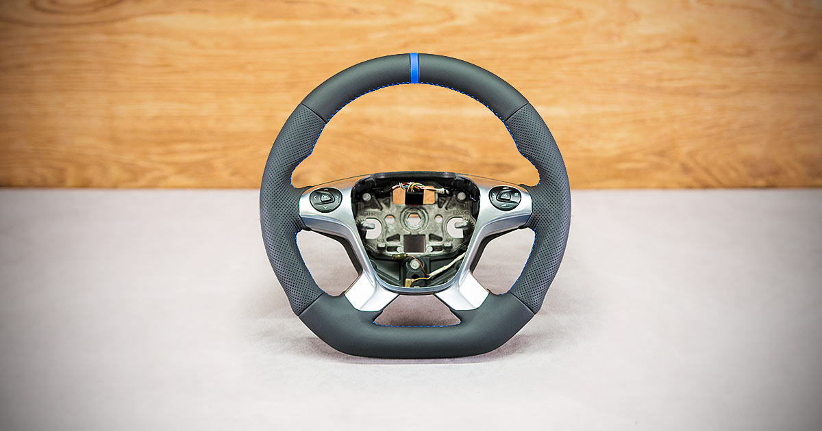 Modyfikacja i obszycie kierownicy Ford Transit Connect Modyfikacja i obszycie kierownicy Ford Transit Connect