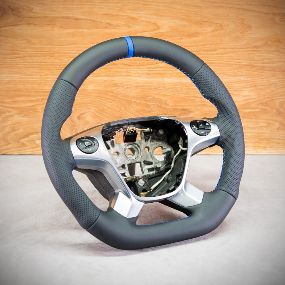 Modyfikacja i obszycie kierownicy Ford Transit Connect