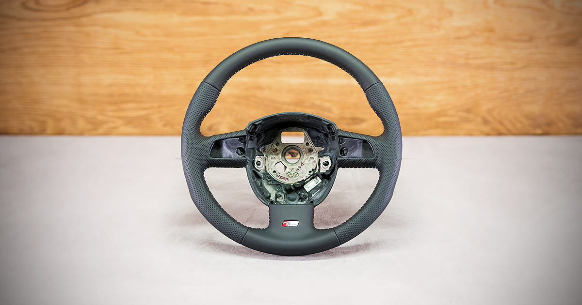 Obszycie kierownicy Audi A4 B8