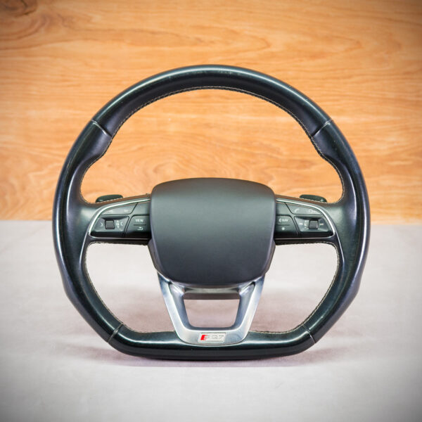 Kierownica Audi SQ7 przed obszyciem Kierownica Audi SQ7 przed obszyciem