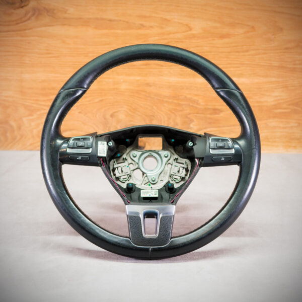 Kierownica Volkswagen Transporter T6 przed obszyciem