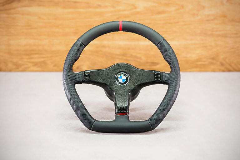 Modyfikacja i obszycie kierownicy BMW E30