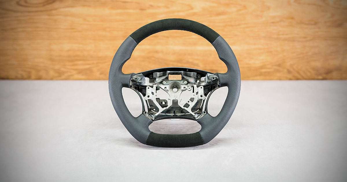 Modyfikacja i obszycie kierownicy Toyota Land Cruiser Modyfikacja i obszycie kierownicy Toyota Land Cruiser