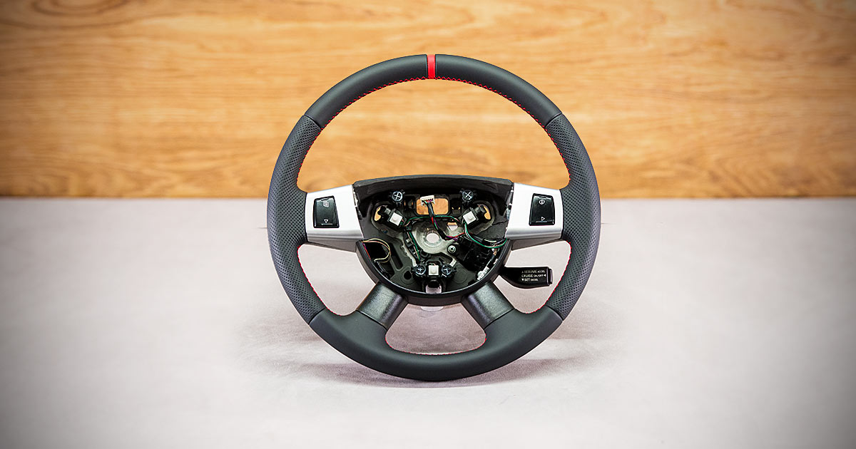 Obszycie kierownicy Jeep Grand Cherokee III