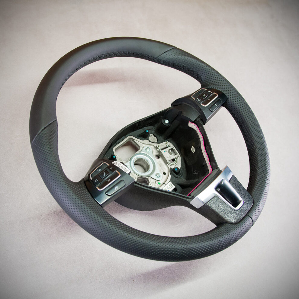 Obszycie kierownicy Volkswagen Transporter T6