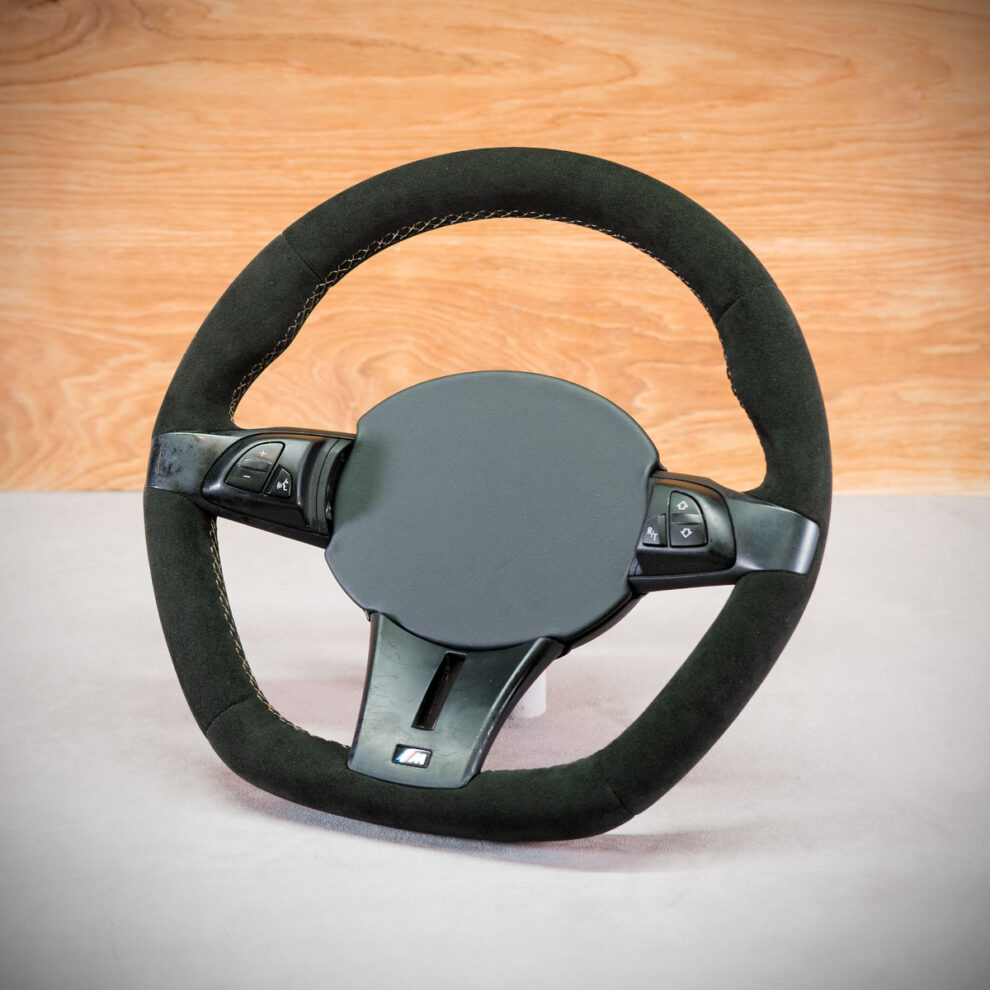 Modyfikacja i obszycie kierownicy BMW Z4