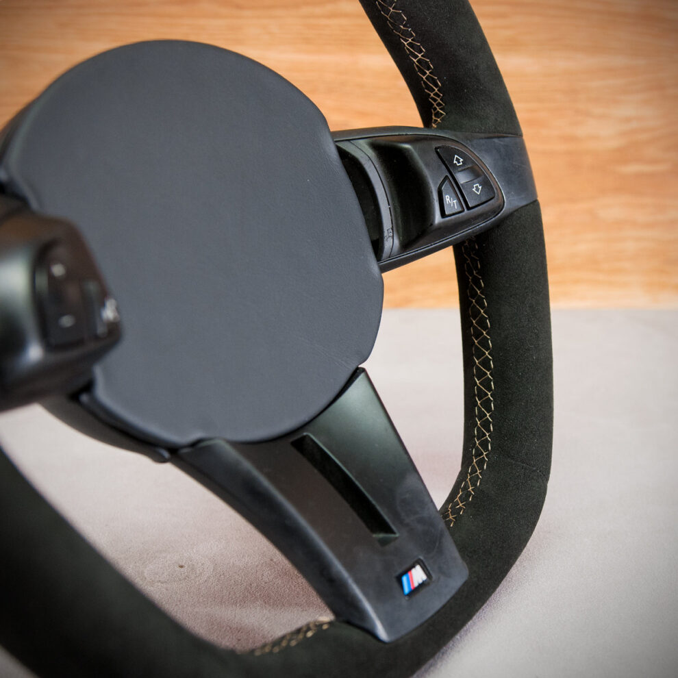 Modyfikacja i obszycie kierownicy BMW Z4