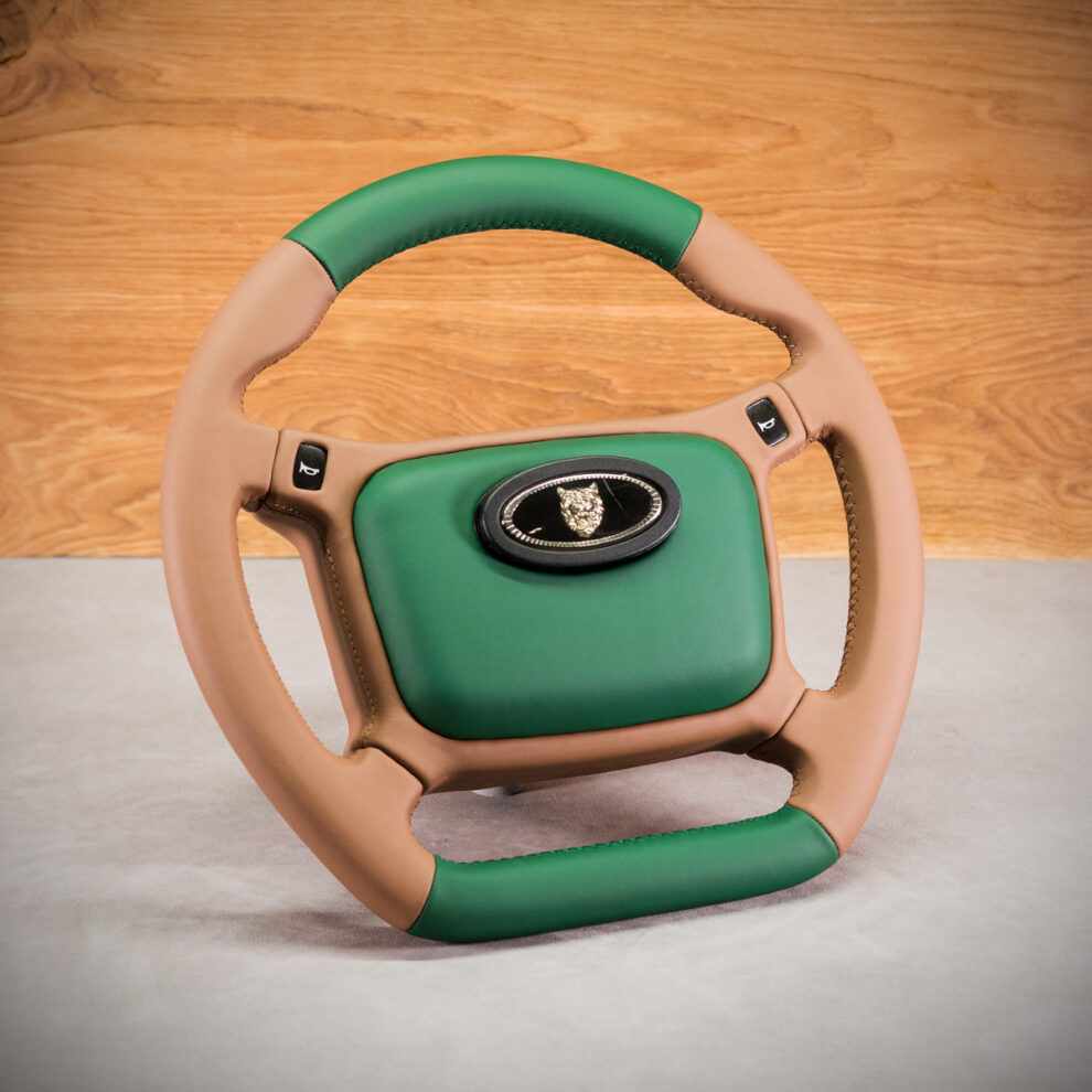 Modyfikacja i obszycie kierownicy Jaguar XJS