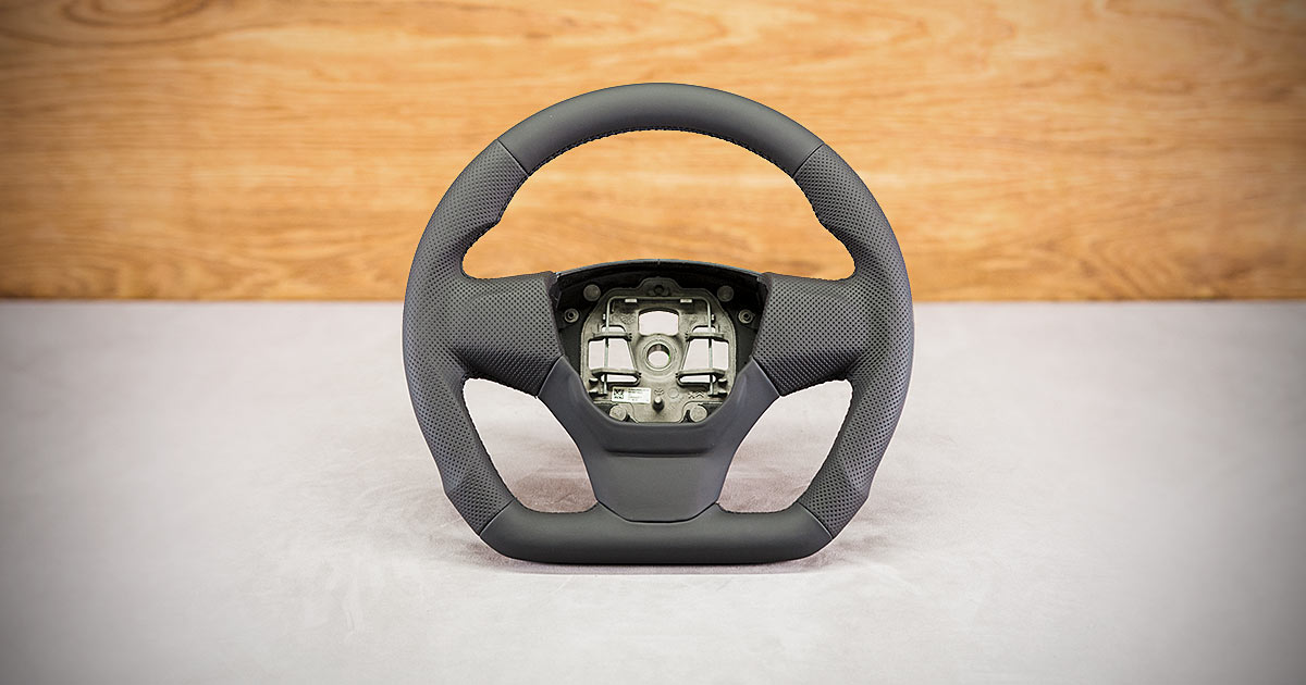 Modyfikacja i obszycie kierownicy Opel Vivaro III