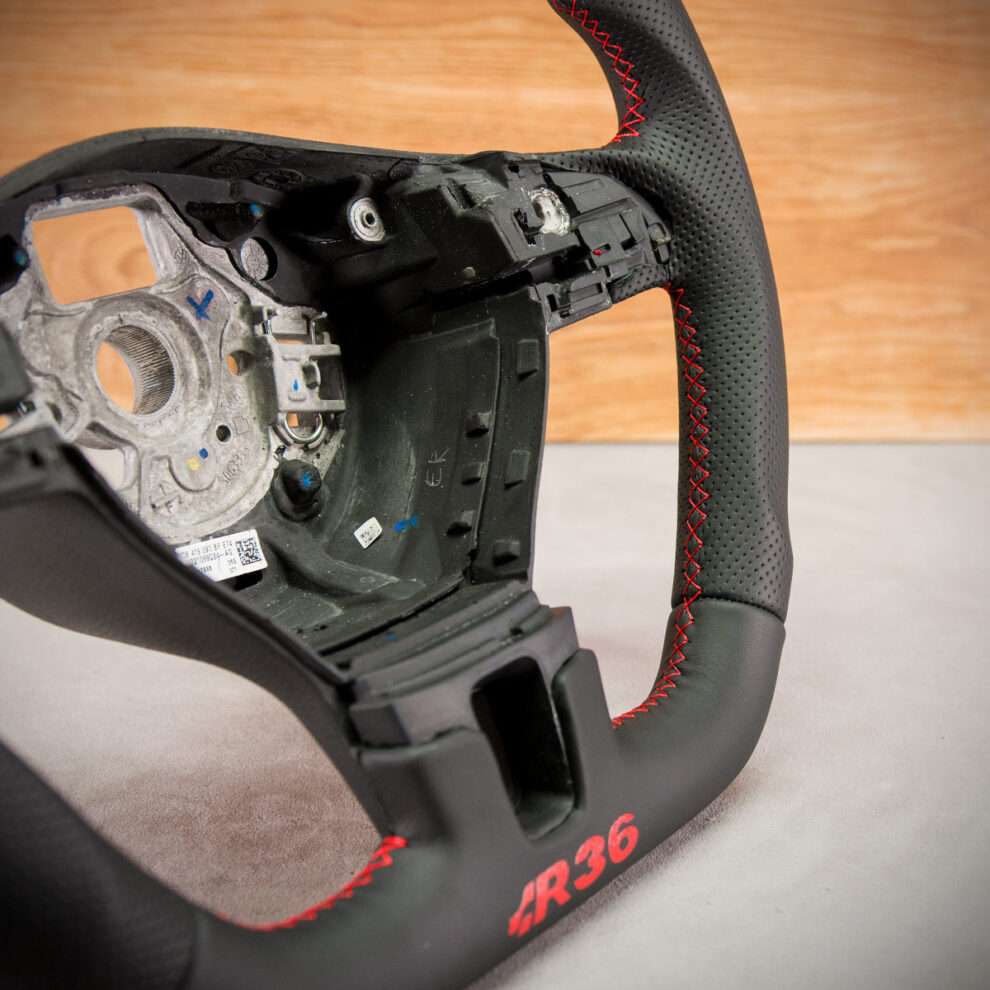 Modyfikacja i obszycie kierownicy Volkswagen Passat B7