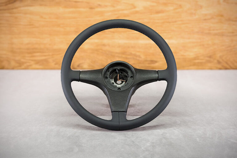 Obszycie kierownicy BMW E34