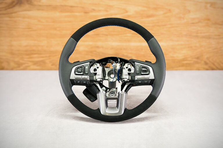 Obszycie kierownicy Subaru Forester