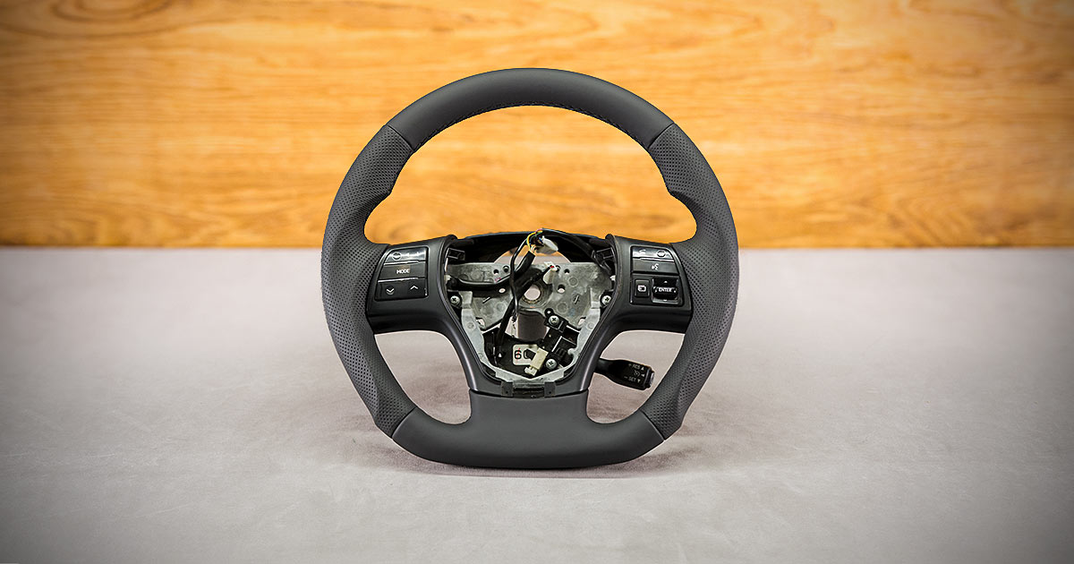 Modyfikacja i obszycie kierownicy Lexus RX