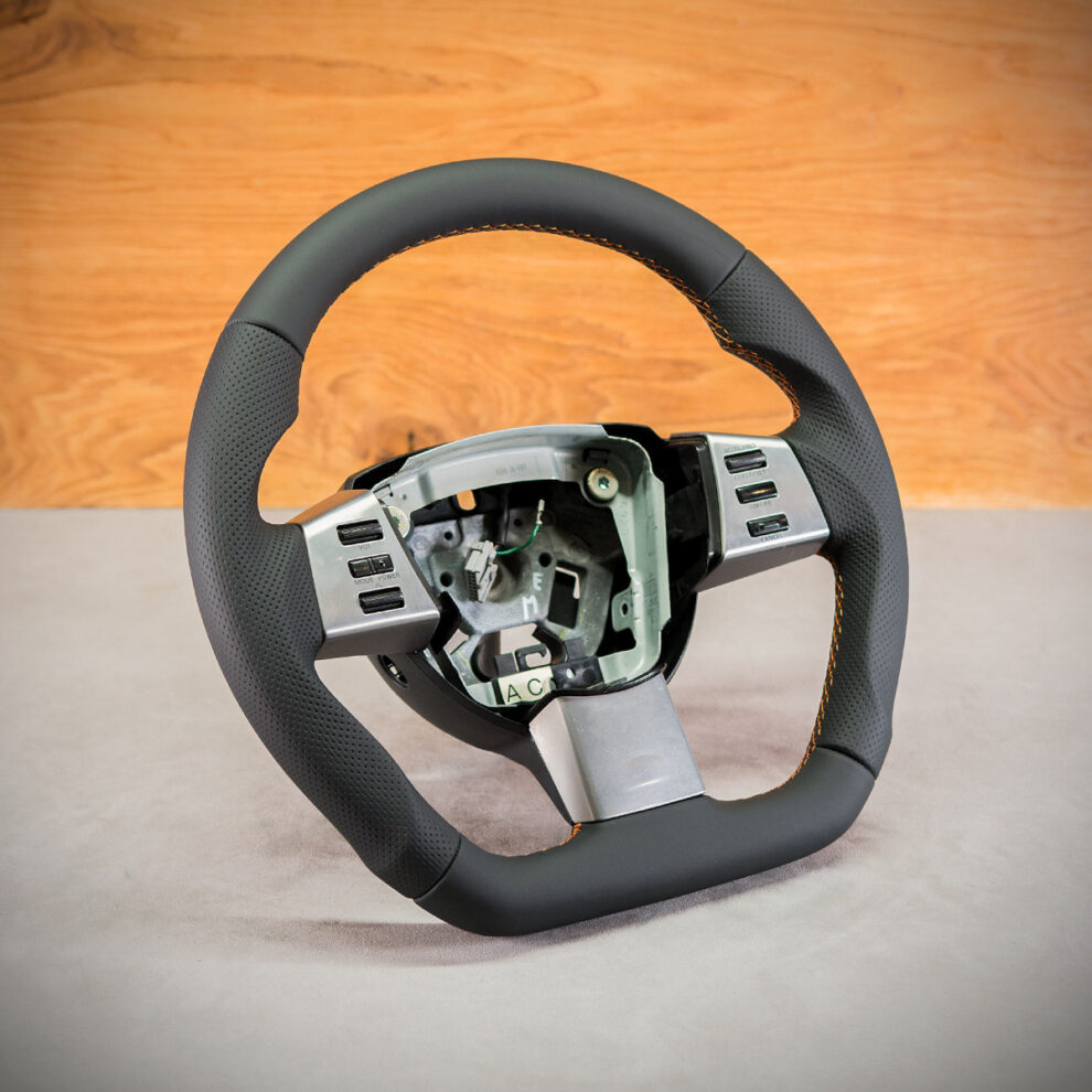 Modyfikacja i obszycie kierownicy Nissan Murano