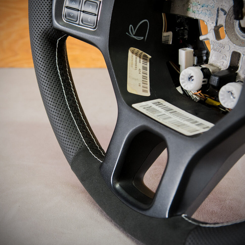 Obszycie kierownicy RAM 1500