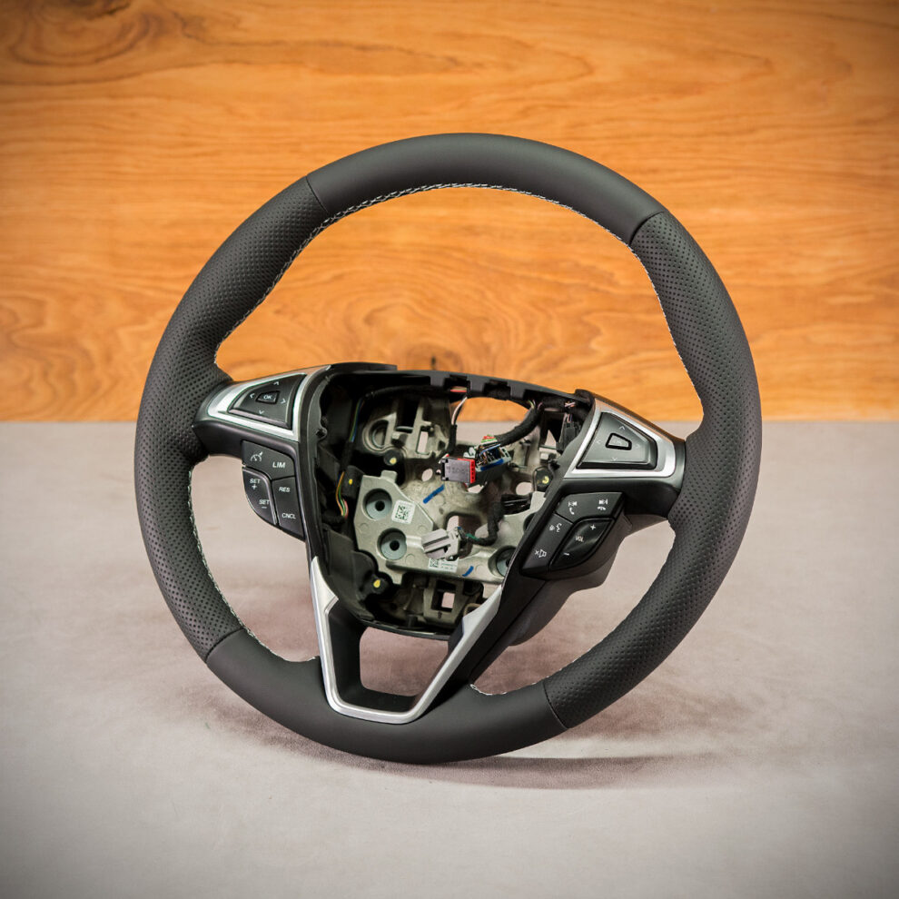 Obszycie kierownicy Ford S-Max II
