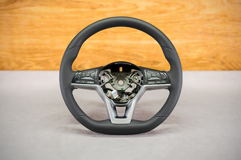 Obszycie kierownicy Nissan Juke II