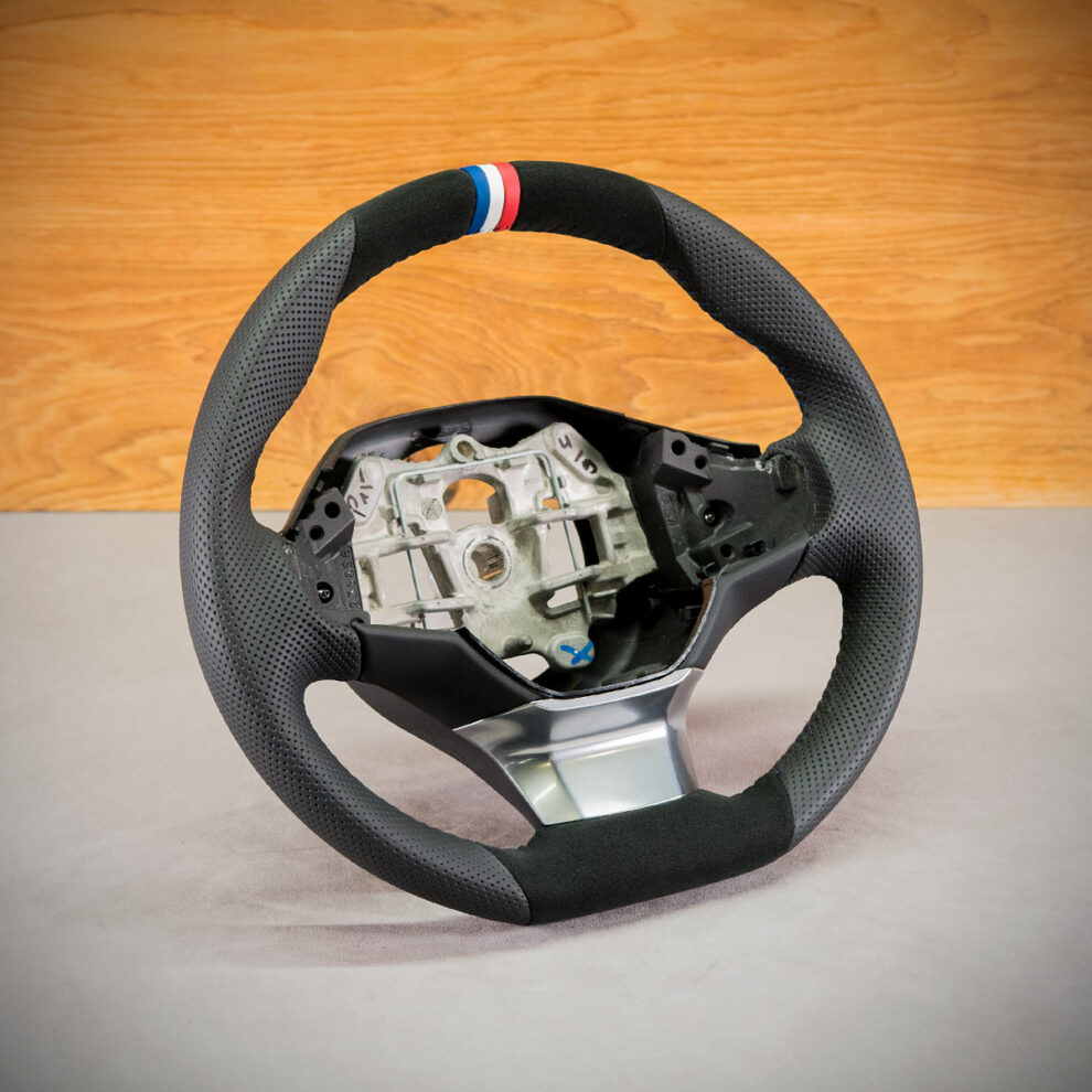Obszycie kierownicy Peugeot 308