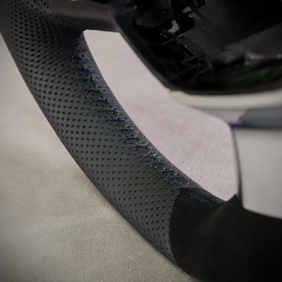 Obszycie kierownicy Peugeot 308