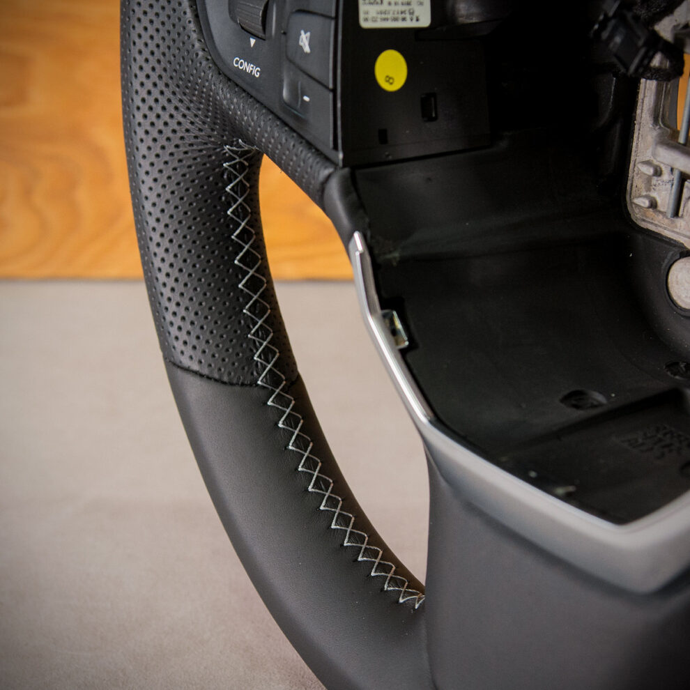 Obszycie kierownicy Peugeot Expert