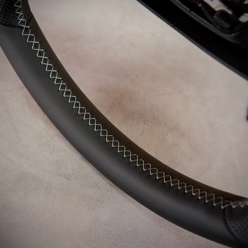 Obszycie kierownicy Peugeot Expert