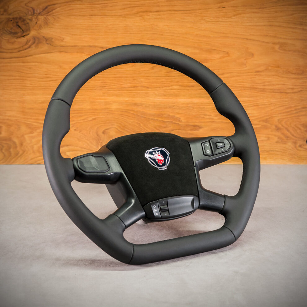 Modyfikacja i obszycie kierownicy Scania G