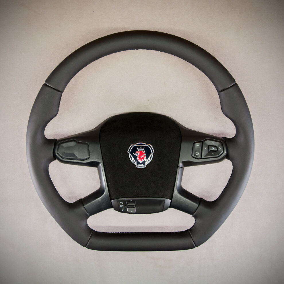 Modyfikacja i obszycie kierownicy Scania G