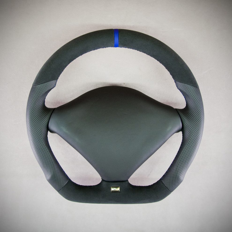 Modyfikacja i obszycie kierownicy Seat Leon