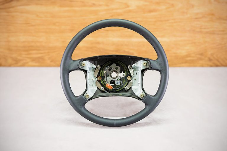 Obszycie kierownicy BMW E36