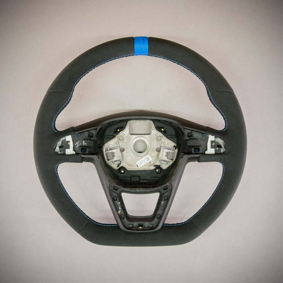 Obszycie kierownicy Seat Leon III