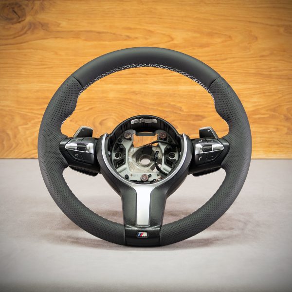 Kierownica BMW X1 F48 po modyfikacji