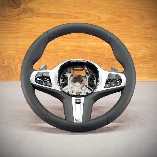 Kierownica BMW X7 po obszyciu