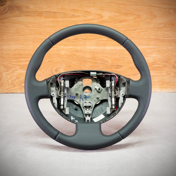 Kierownica Renault Megane II po obszyciu