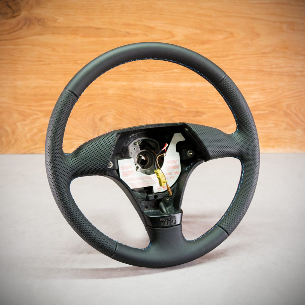 Obszycie kierownicy BMW E36