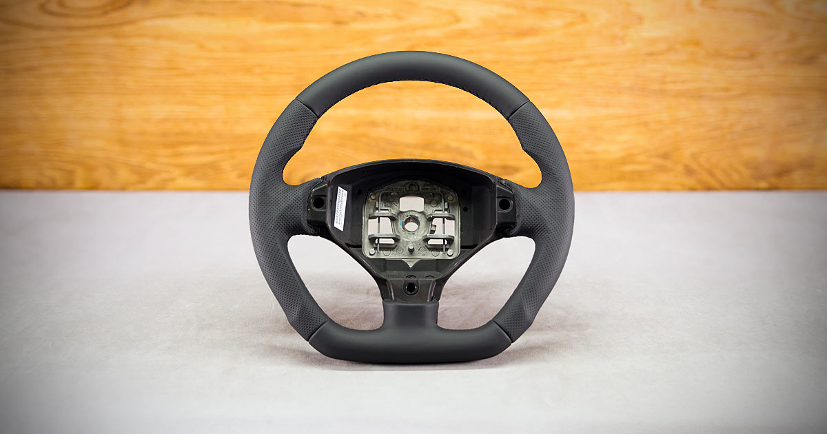 Modyfikacja i obszycie kierownicy Peugeot 308 Modyfikacja i obszycie kierownicy Peugeot 308