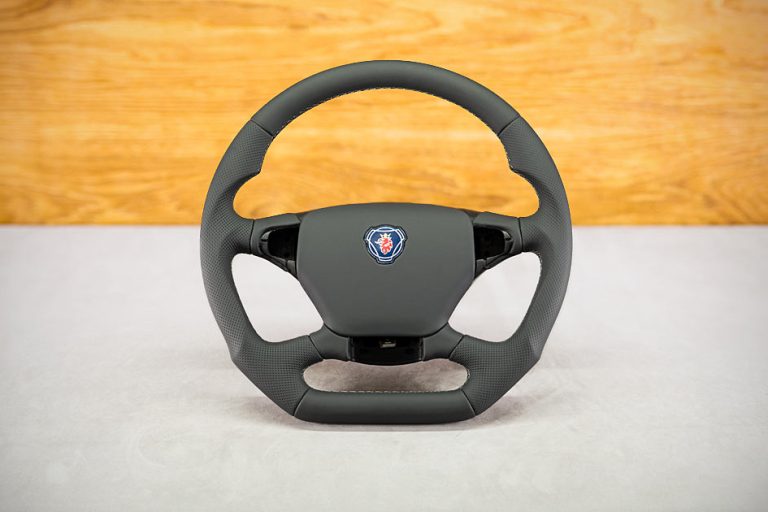 Modyfikacja i obszycie kierownicy Scania R