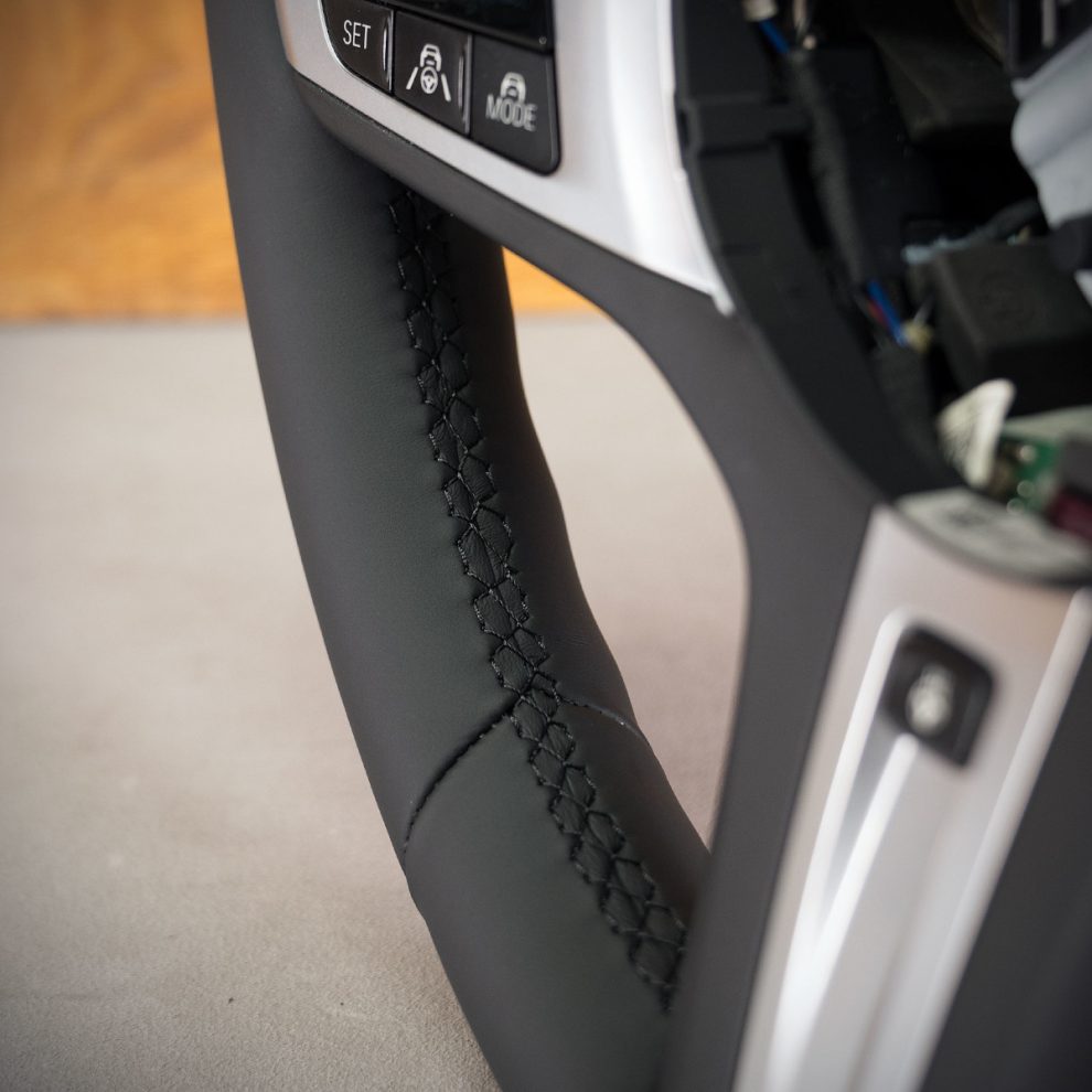 Obszycie kierownicy BMW X7