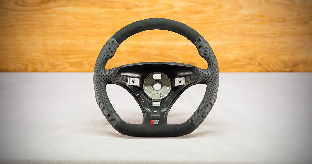 Modyfikacja i obszycie kierownicy Audi TT