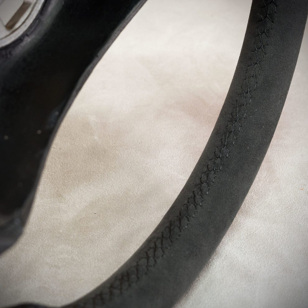 Modyfikacja i obszycie kierownicy Audi TT