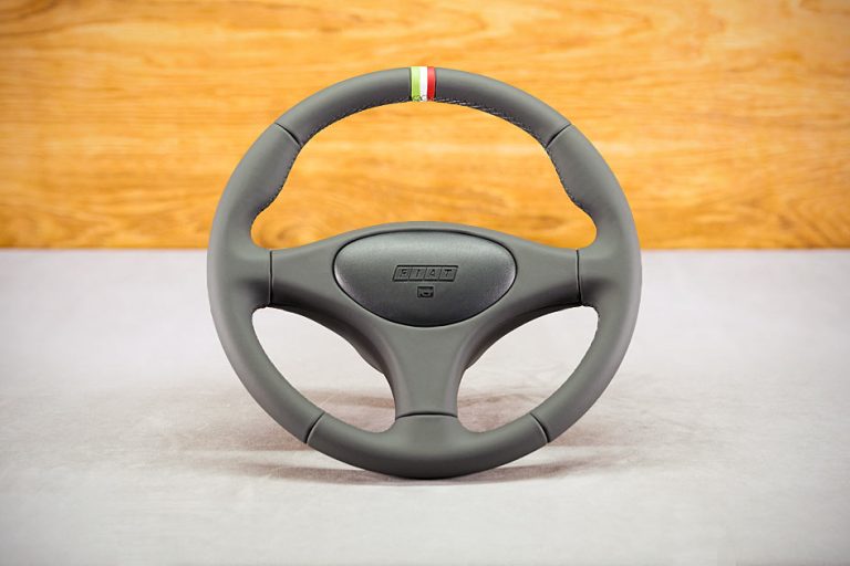 Modyfikacja i obszycie kierownicy Fiat Punto
