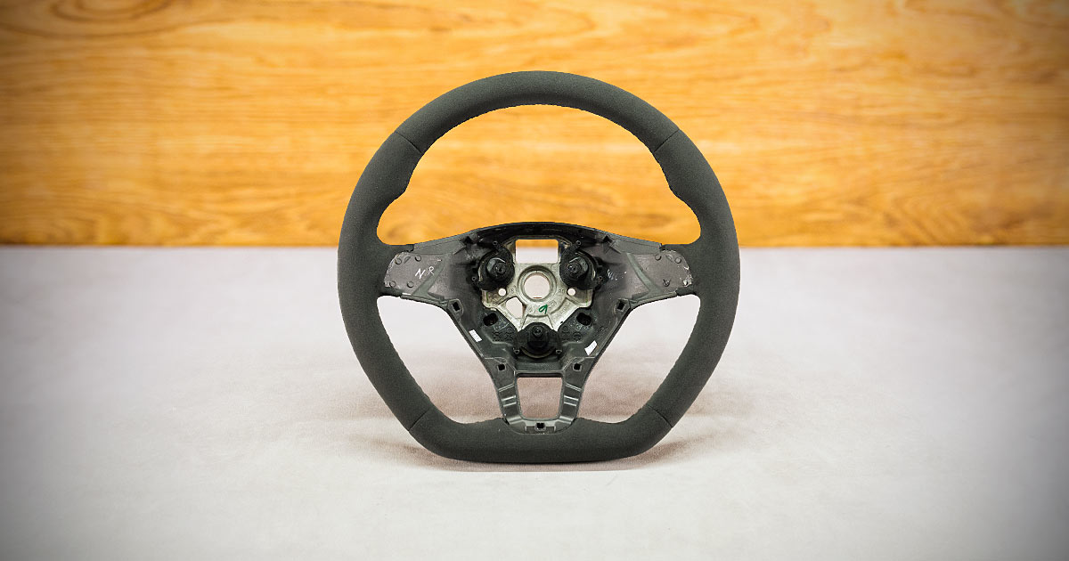 Modyfikacja i obszycie kierownicy Volkswagen Caddy Modyfikacja i obszycie kierownicy Volkswagen Caddy