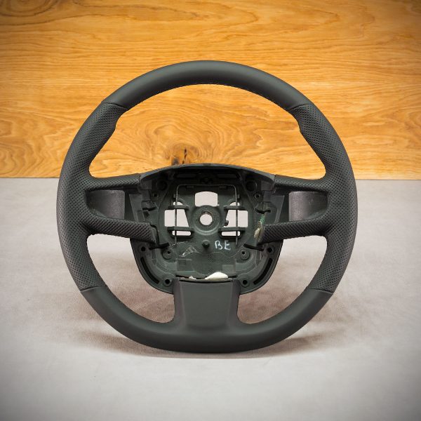 Kierownica Peugeot 508 po obszyciu