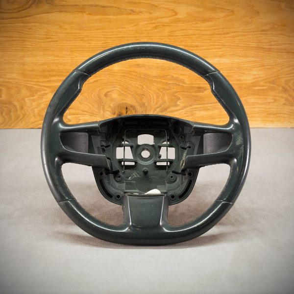 Kierownica Peugeot 508 przed obszyciem
