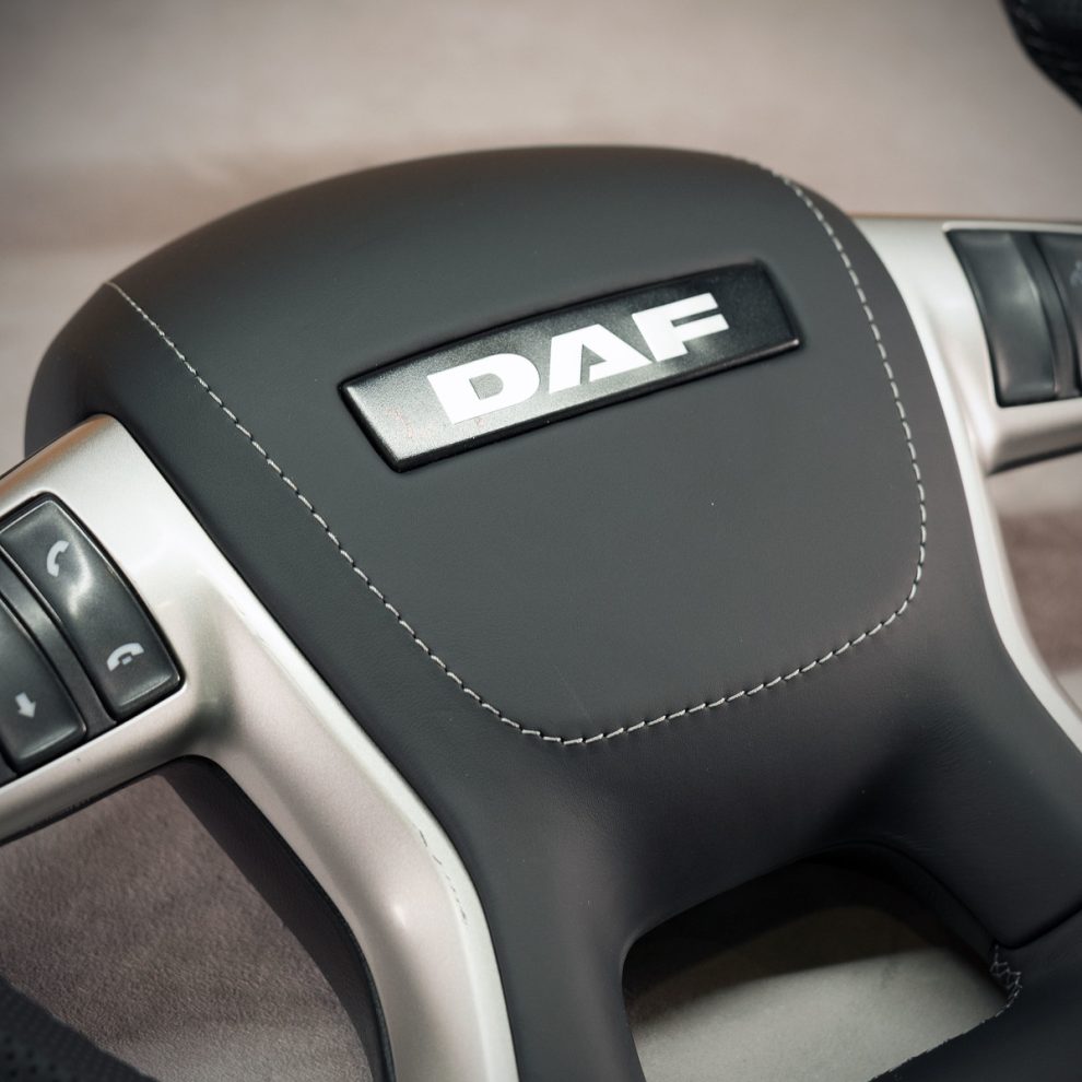 Modyfikacja i obszycie kierownicy DAF Euro 6