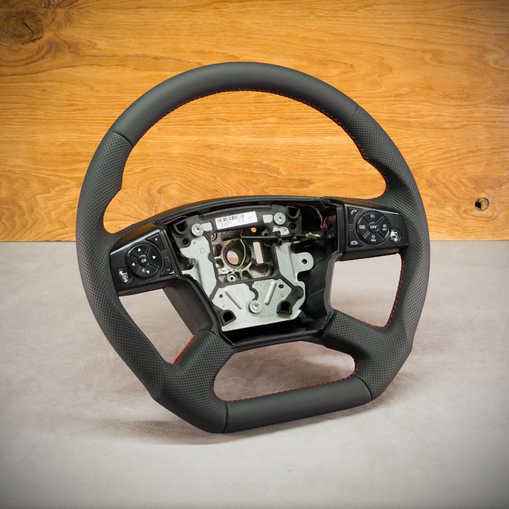 Modyfikacja i obszycie kierownicy Mercedes-Benz Actros